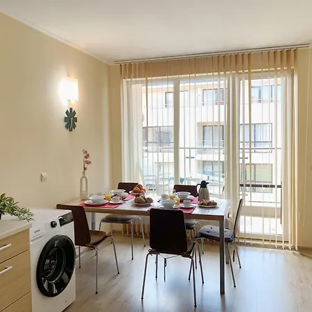Beachfront Family For 8 Guests *