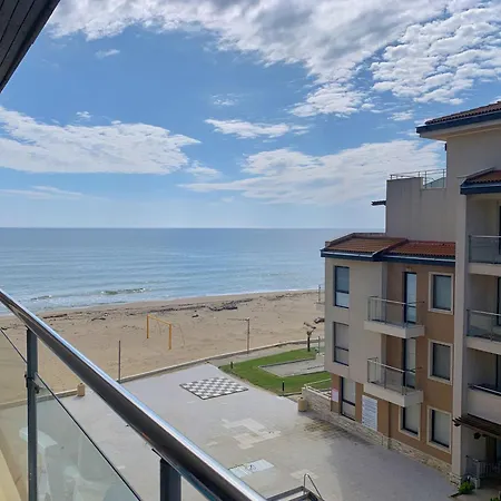 아파트 Beachfront Family For 8 Guests *