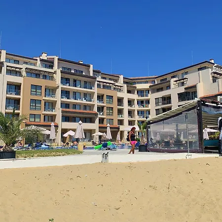 Beachfront Family For 8 Guests * 오브조르